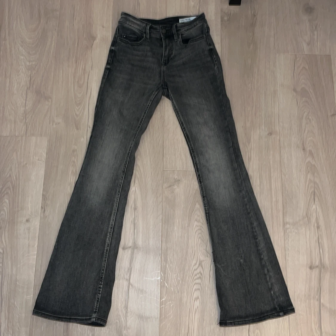 Bootcut svart/grå jeans XS/32