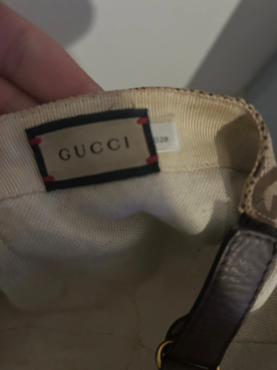 Beige GG-mönstrad keps från Gucci - 1