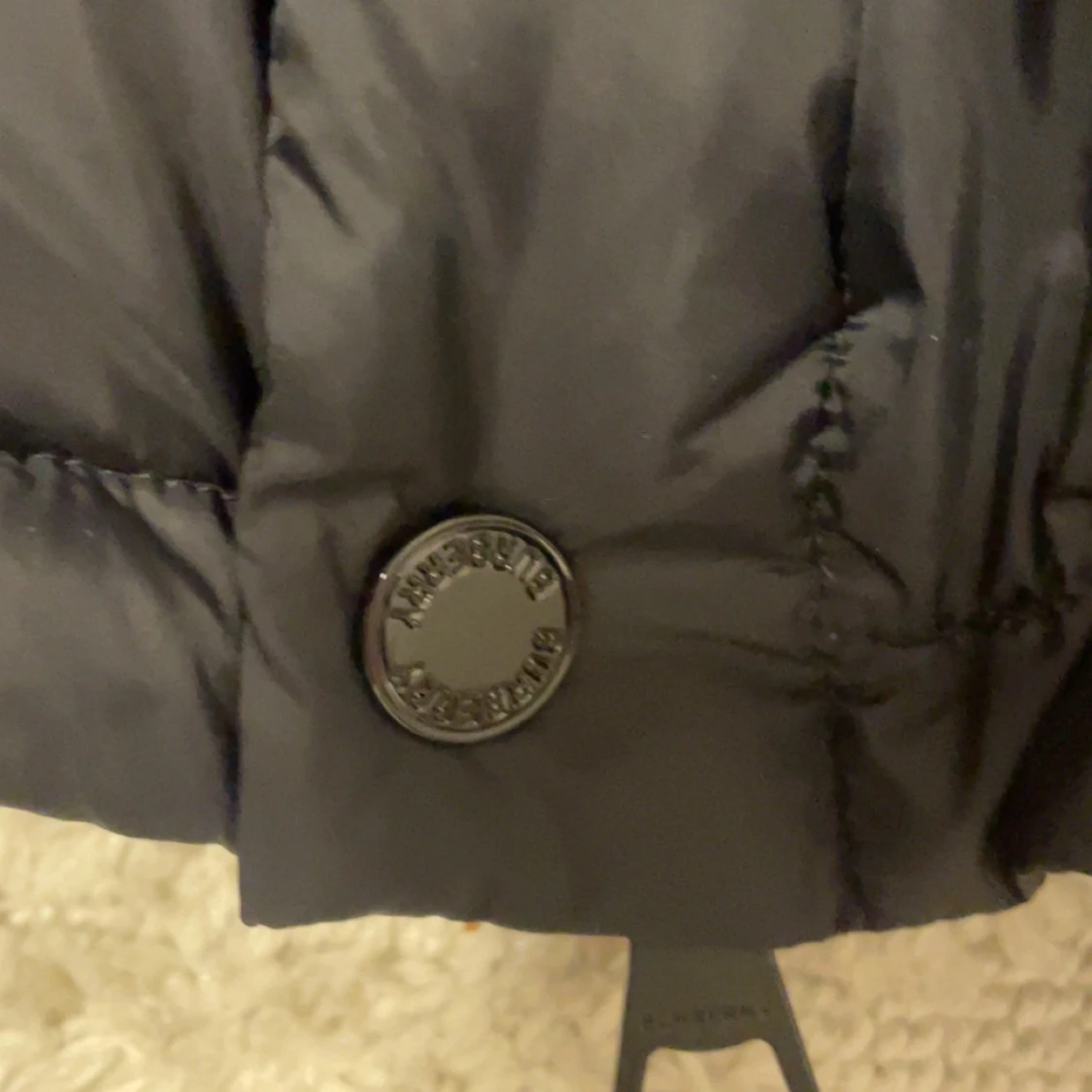 Svart pufferjacka från Burberry - 3