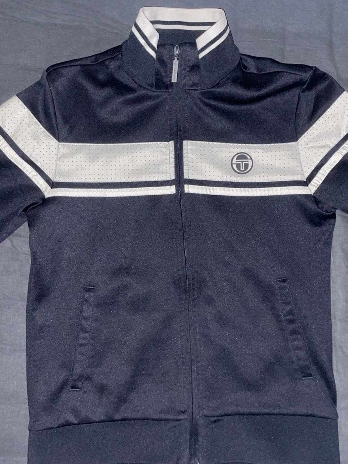 Svart vindjacka från Sergio Tacchini