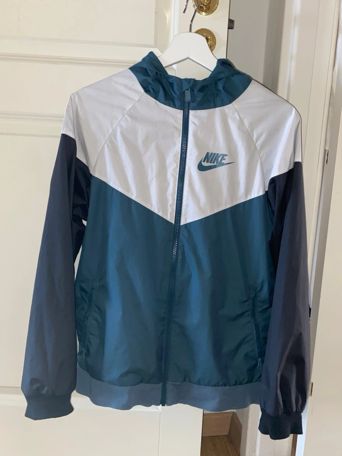 Nike jacka blå vit svart - 3