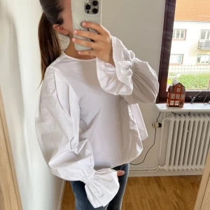 Blus - Supersöt blus från H&M