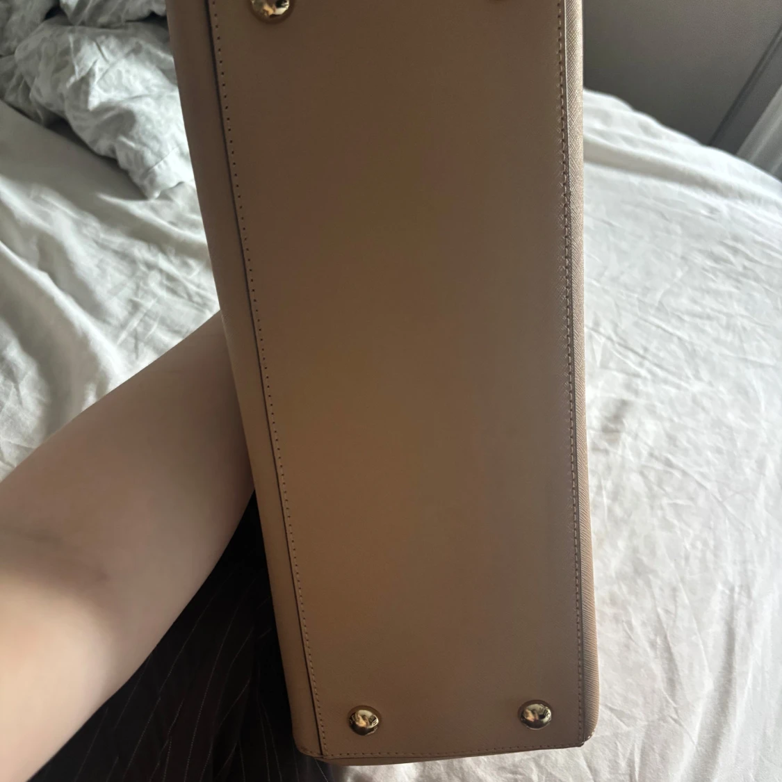 Beige handväska från Michael Kors - 2