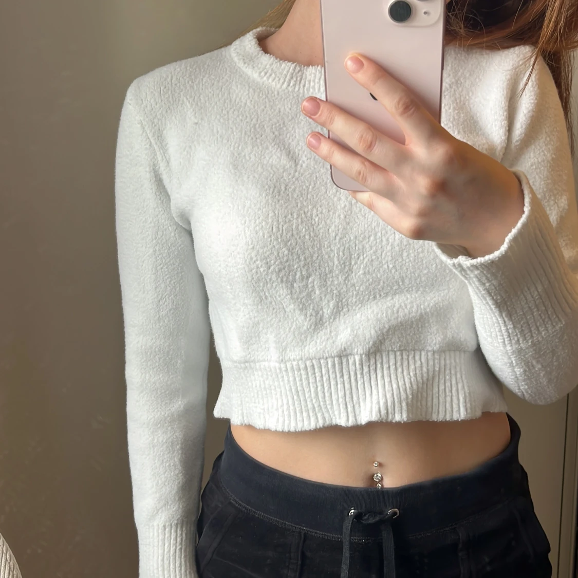 Vit croppad stickad topp