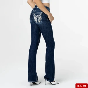 SÖKER! Miss Me Ange Blanc Jeans - Söker dessa jeans ifrån miss me i strl 23/24/25🩷