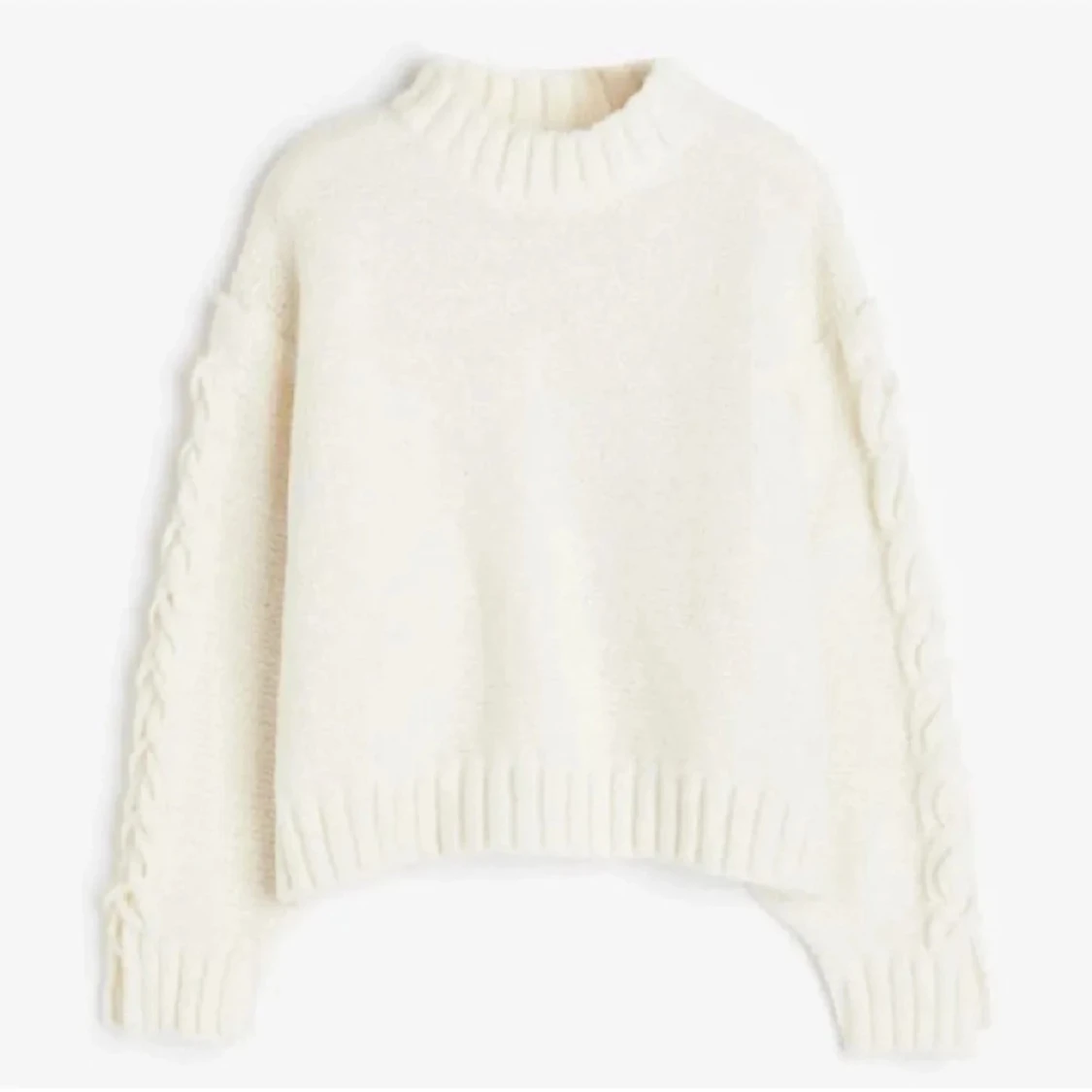 Vit stickad tröja hm snörning - 91