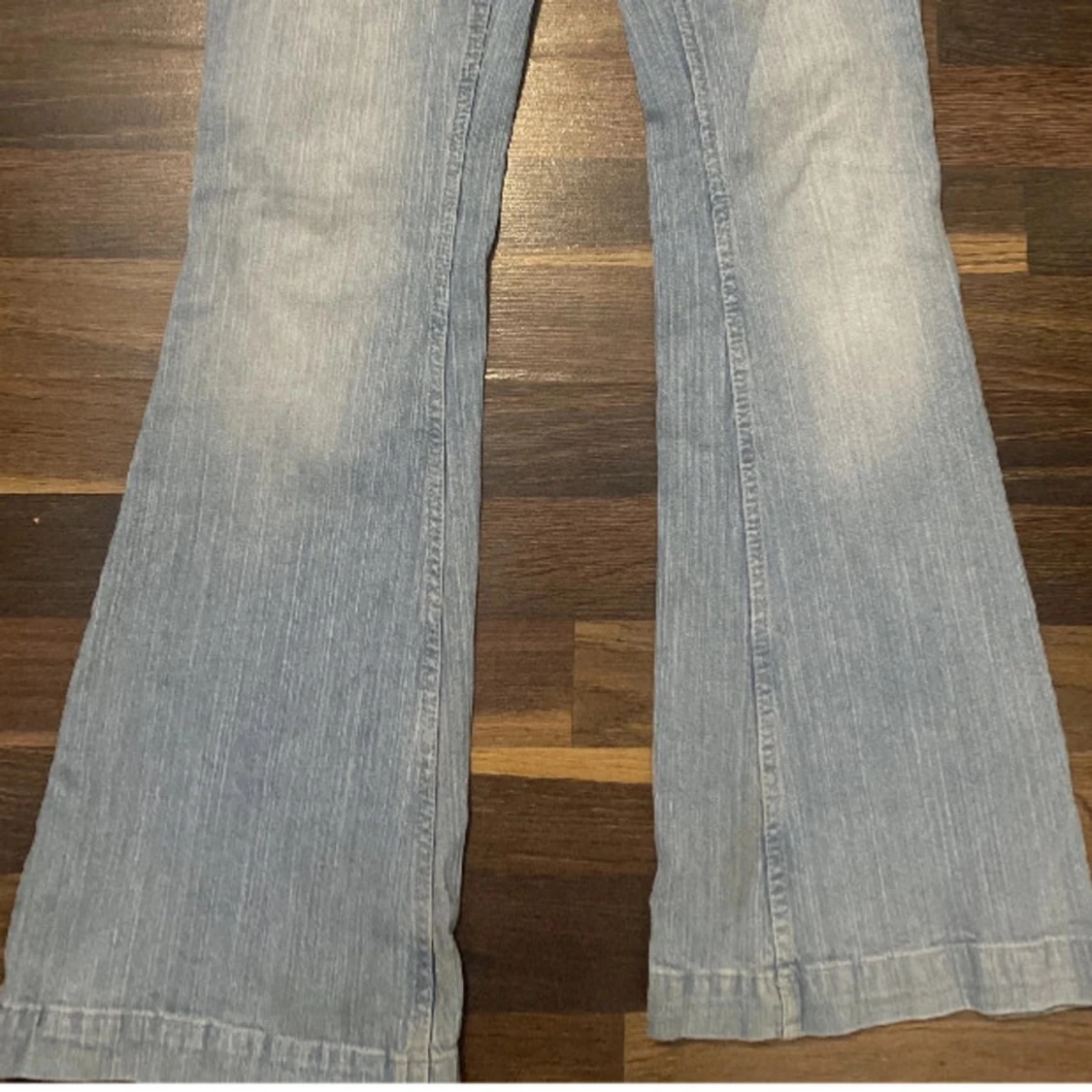 Ljusblå lågmidjade bootcut jeans - 4