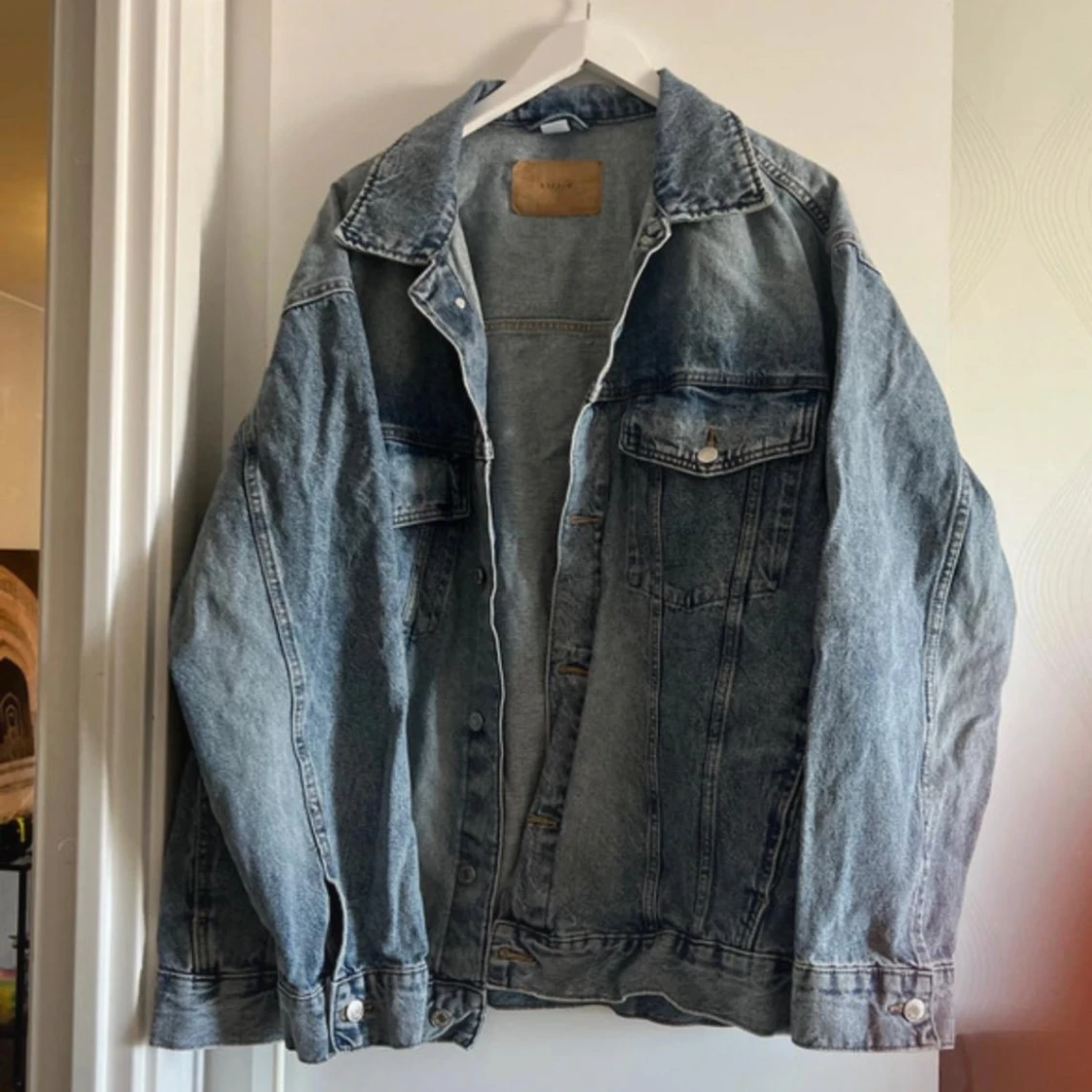 Oversized blå jeansjacka