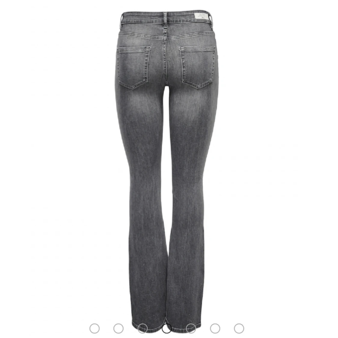 Grå bootcut jeans från Only - 1