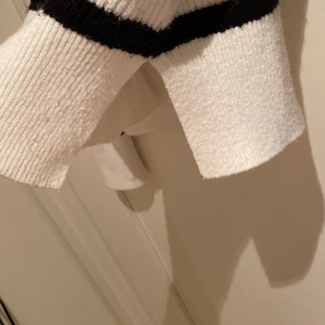 Vit och svart randig stickad tröja Kappahl - 1