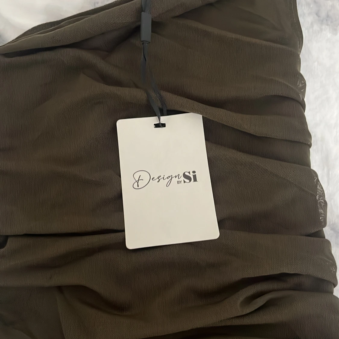 Mörkgrön tajt klänning  - 2