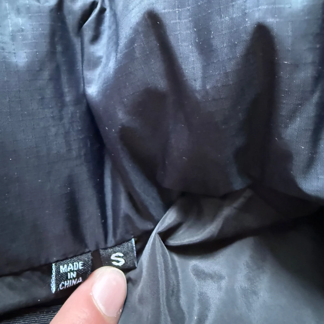 Svart pufferjacka från Superdry - 4