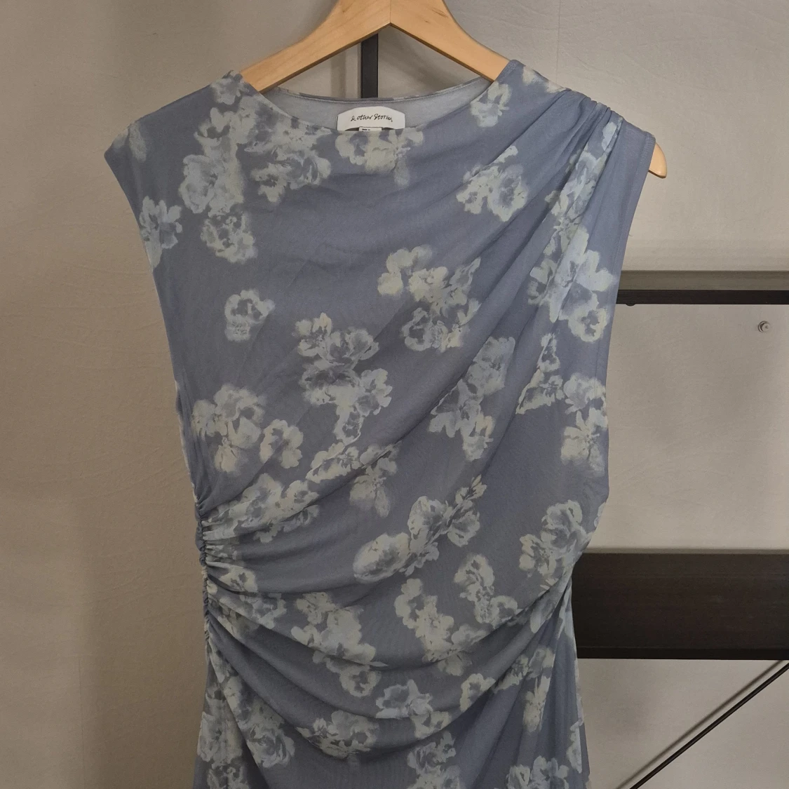 Blommig långklänning från & Other Stories - 2