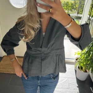 Trekvartsärmad kofta/Topp - Storlek L från Zara 