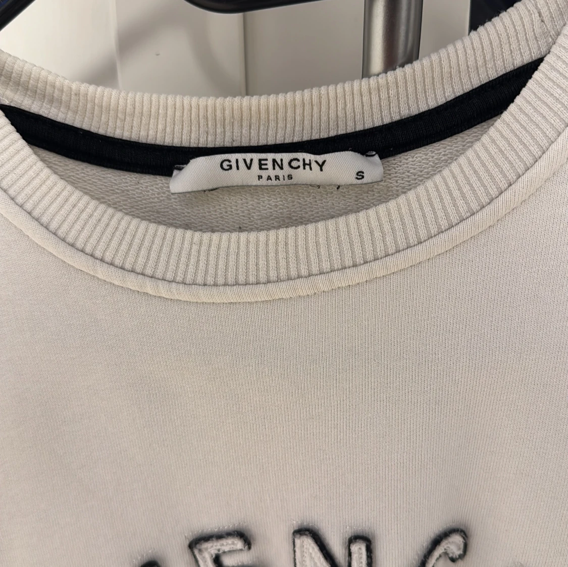 Vit sweatshirt från Givenchy - 2