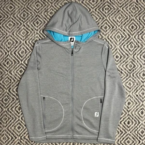 Foojoy Huvtröja - Footjoy Golfhuvtröja! | Skick 9/10 mycket bra! | Storlek XS sitter litet | Nypris 800kr | Mitt pris 299kr | Kom pm vid frågor eller funderingar! | Postas eller hemleverans i Gävle området!