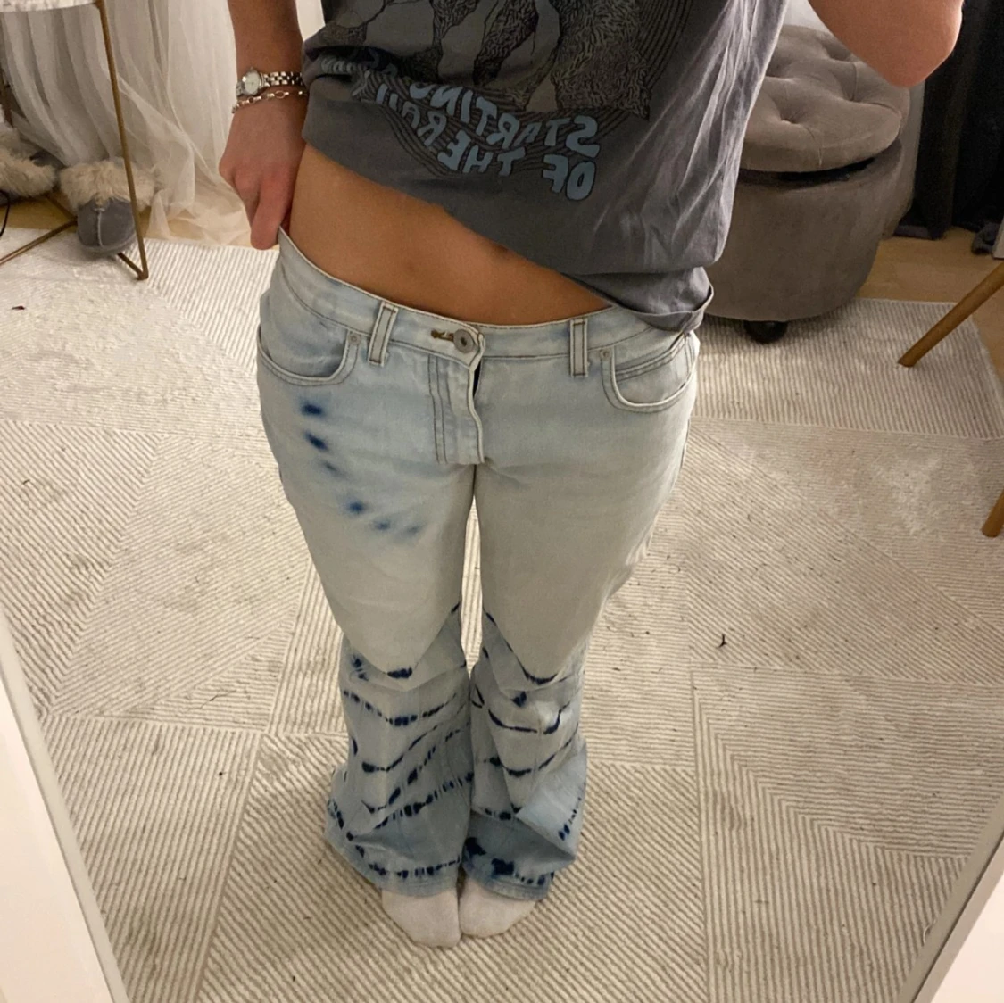 Utsvängda tiedye jeans  - 1