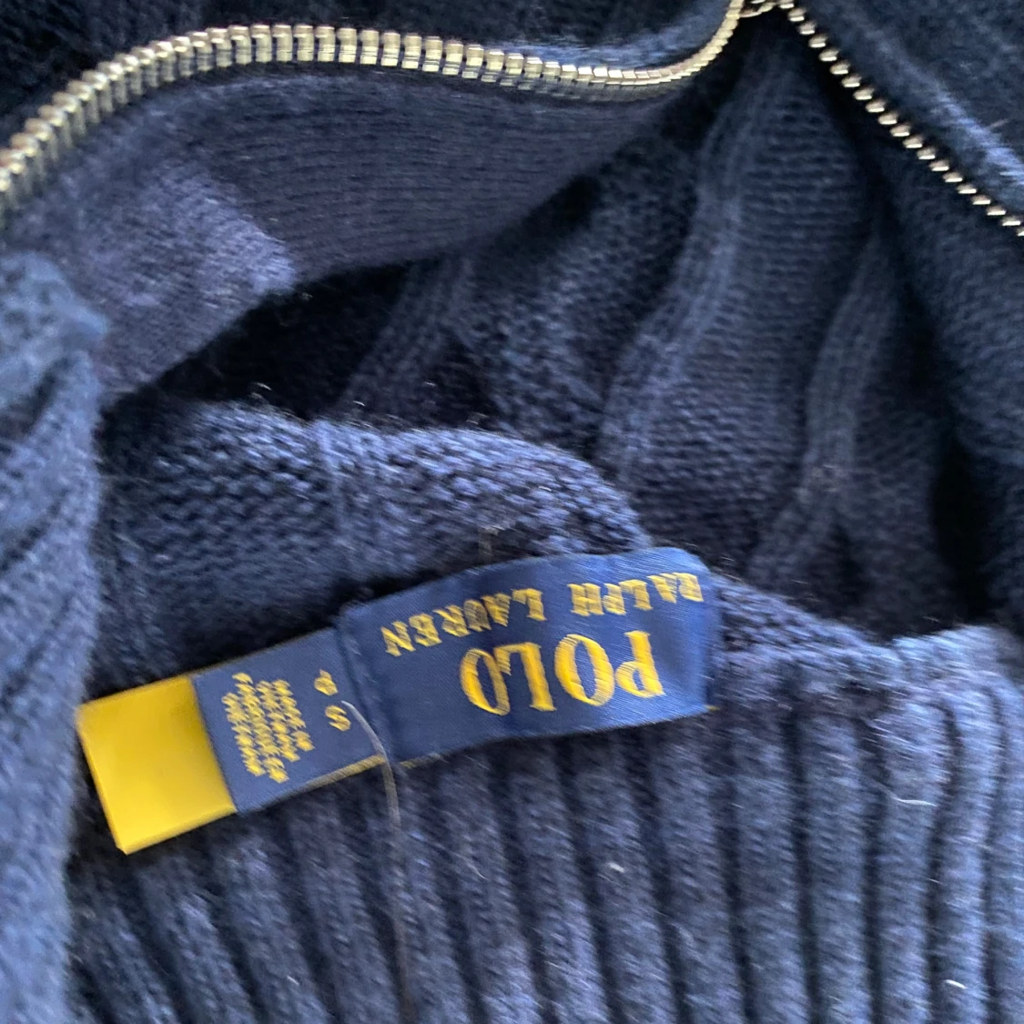 Mörkblå stickad tröja från Polo Ralph Lauren - 1