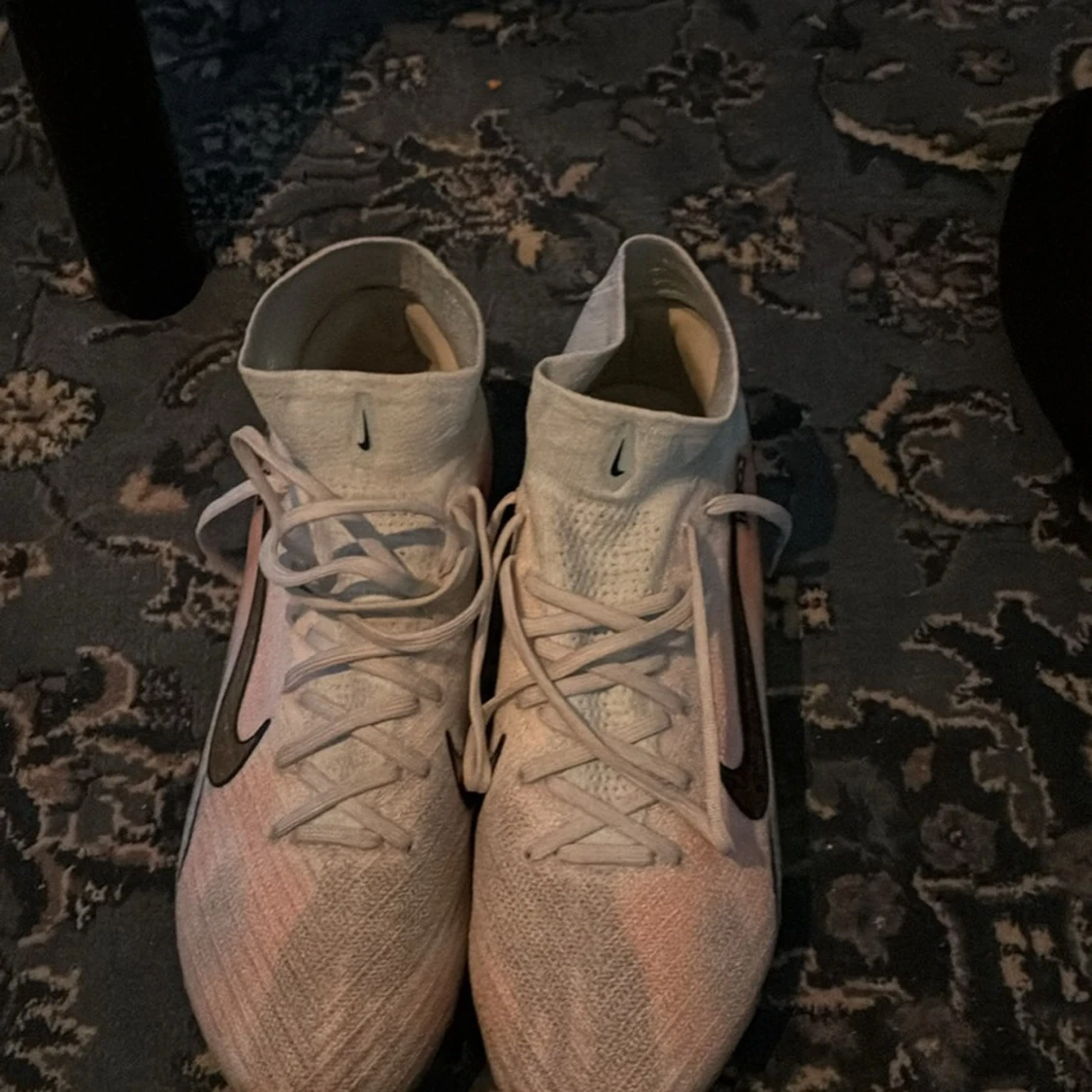 Nike vita fotbollsskor med högt skaft - 1