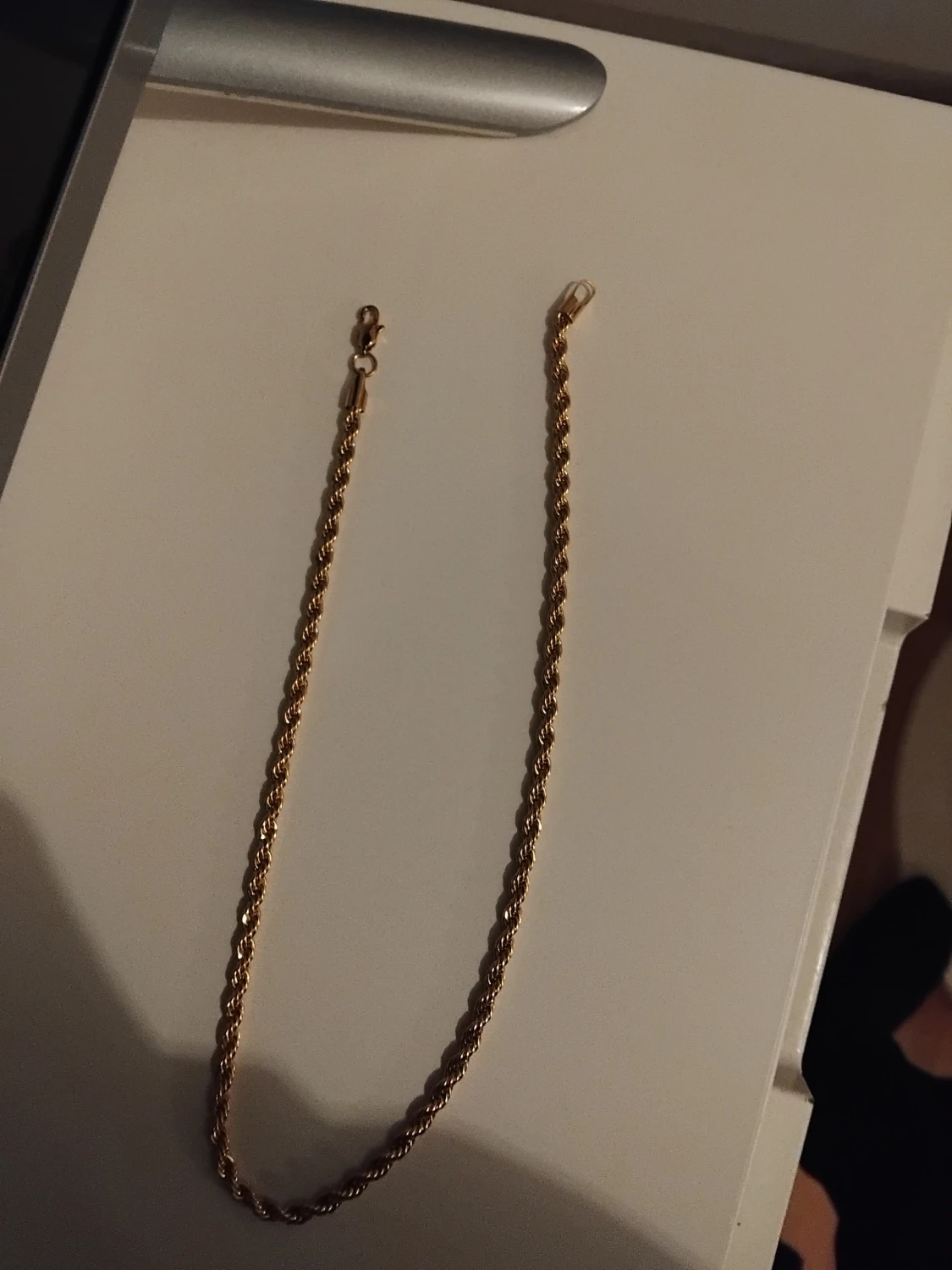 Guldfärgad tvinnad kedja - 2