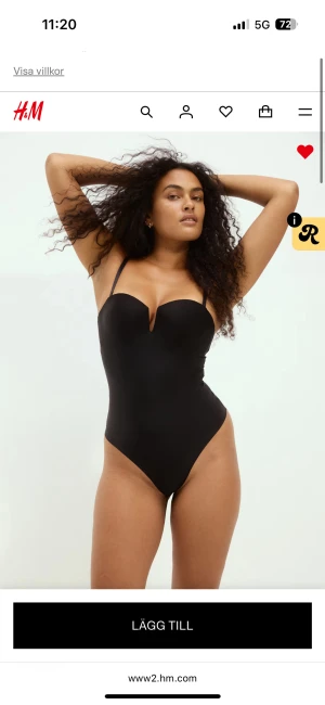 SÖKER!!! Svart stringbody från H&M - Söker någon utan dessa body’s från hm i storlek S/M/75C. Hör av dig om du har en du vill sälja!!🤗🩷mvh Izabell