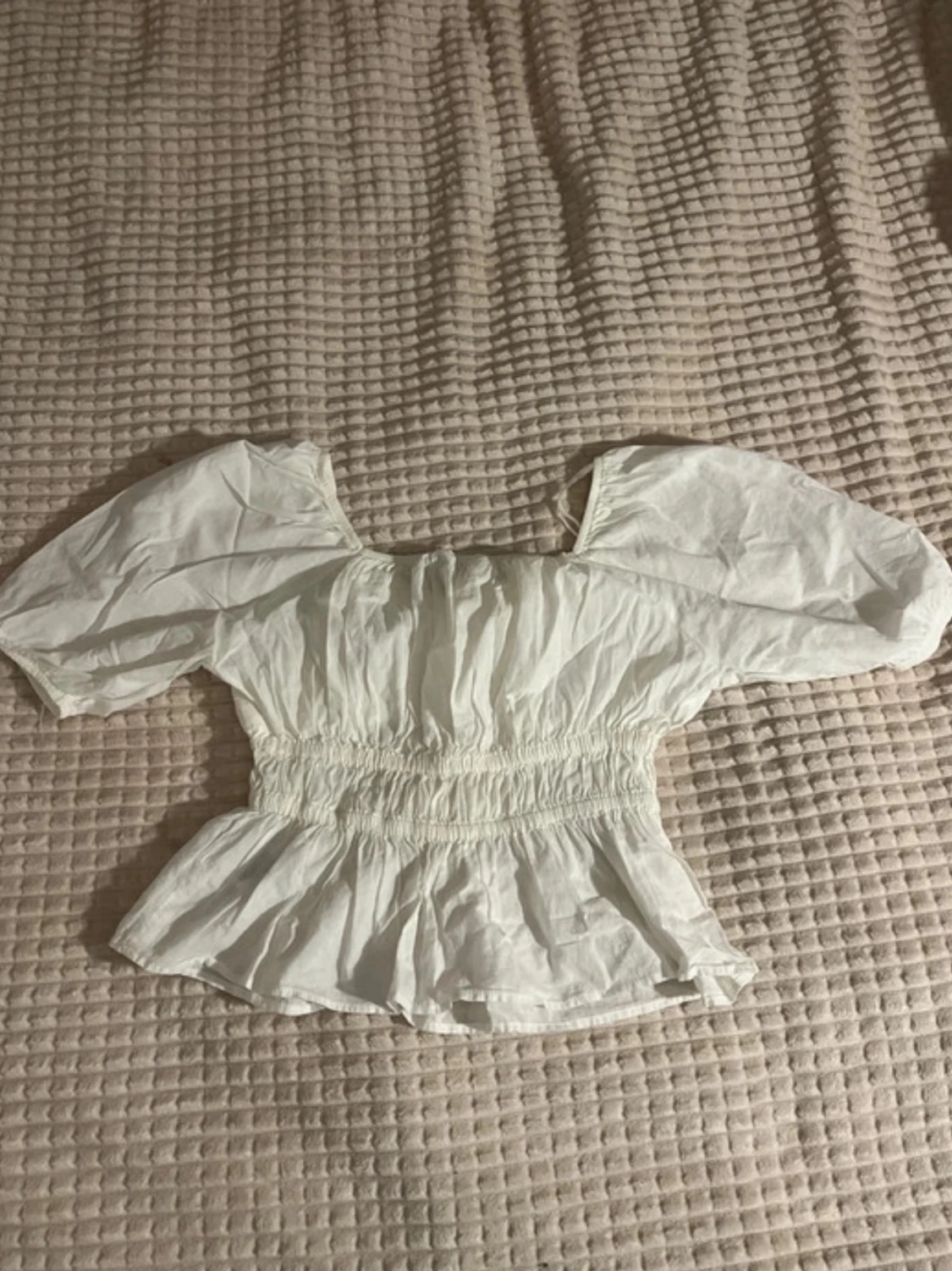 Vit puffärmad blus från H&M - 1