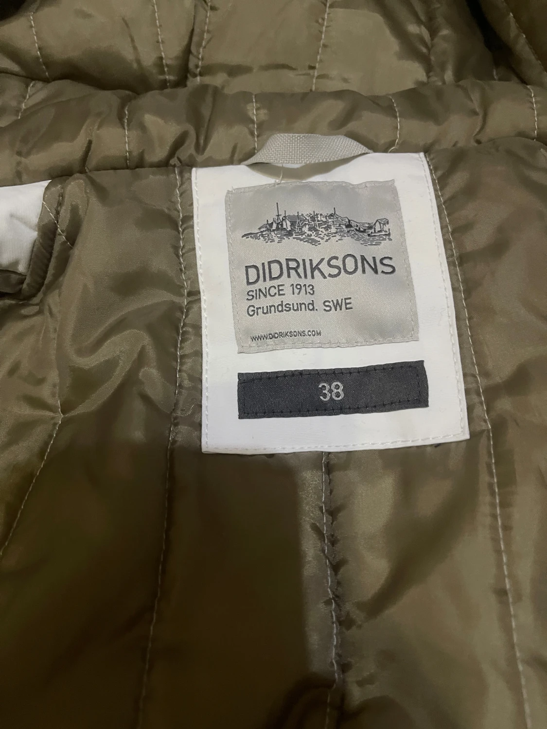 Vit vinterjacka från Didriksons - 3