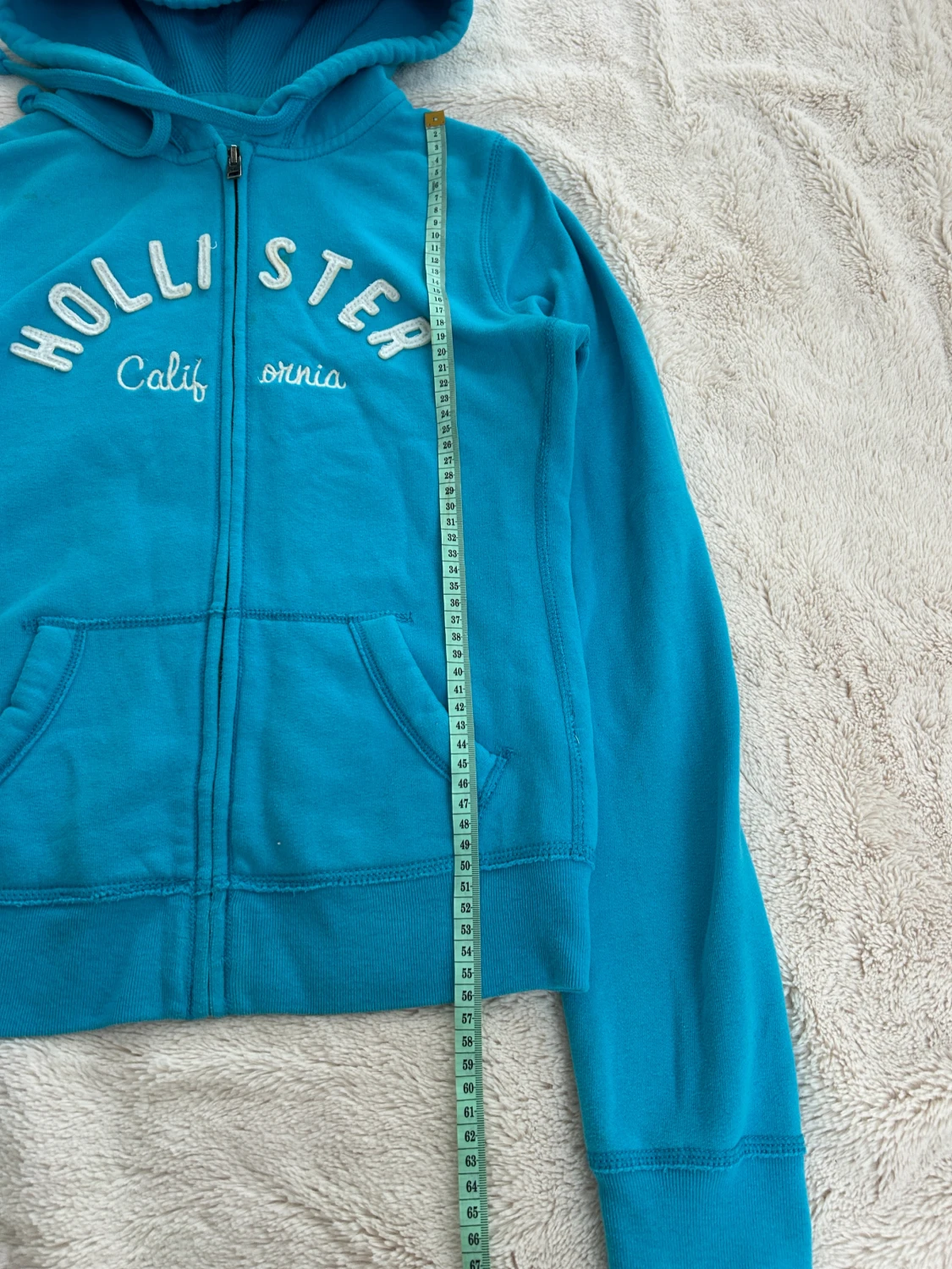 Hollister zip - 4