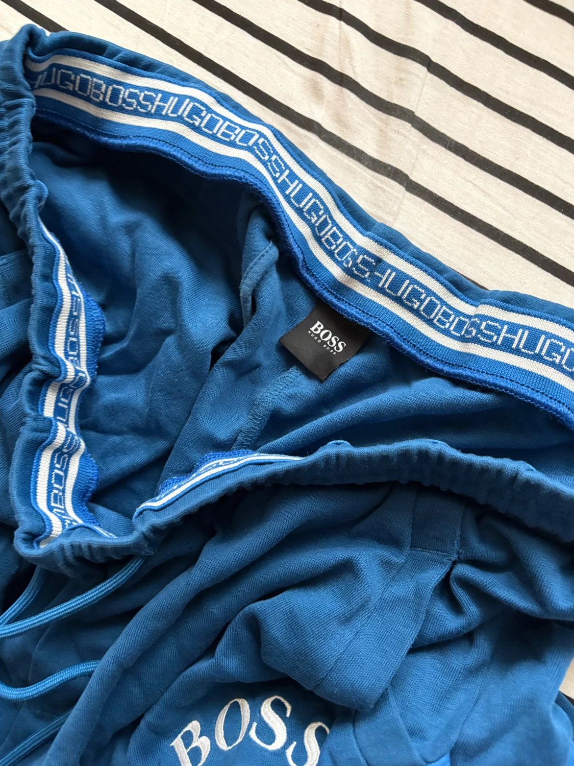 Blå mjukisbyxor från Hugo Boss XXL - 2