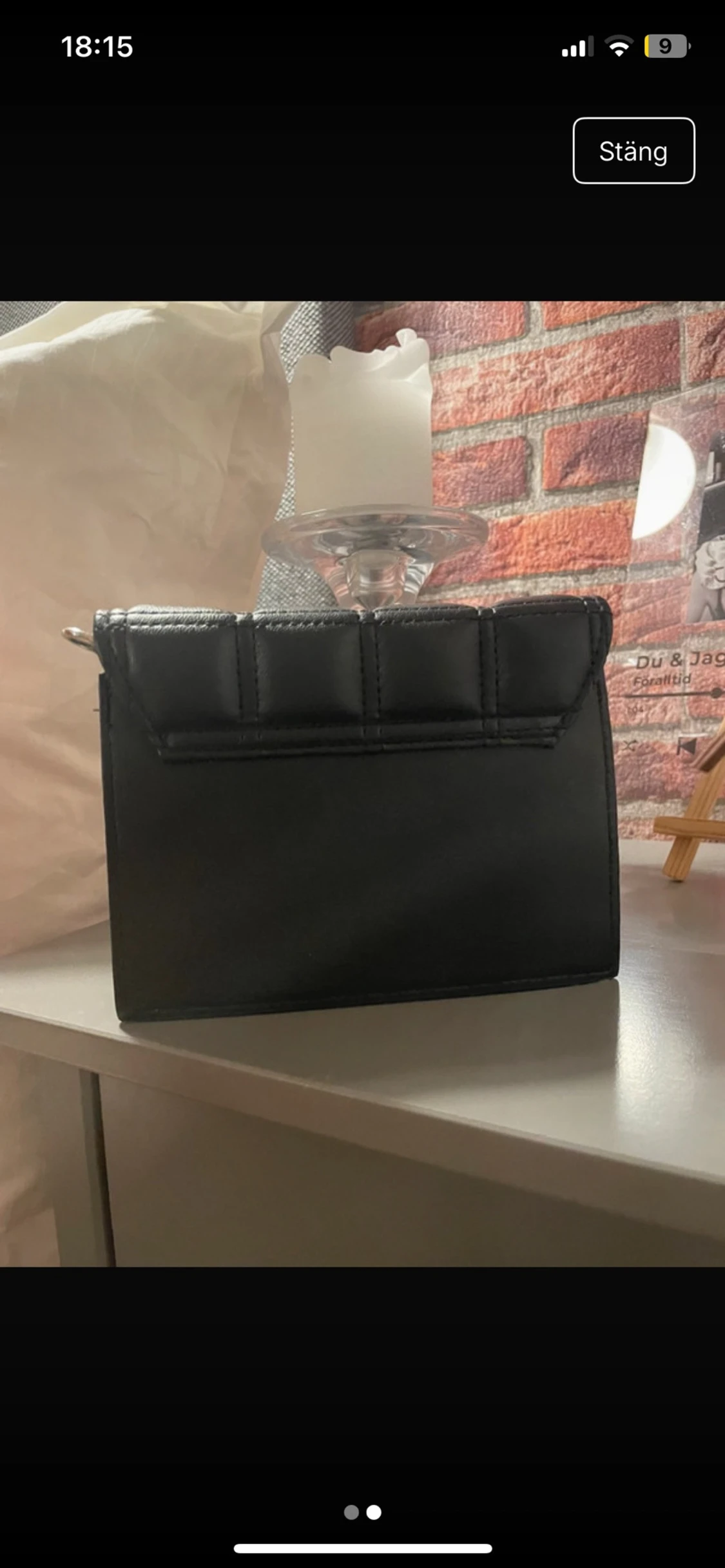 Svart quiltad handväska i skinn - 1