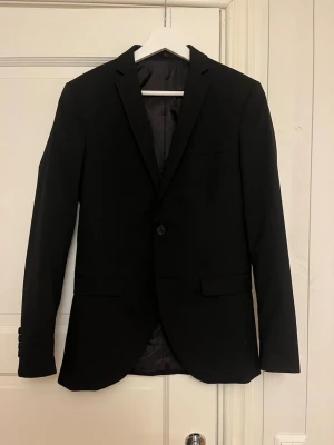 Selected Homme kavaj - Kavaj från märket Selected/Homme. Mycket bra skick, i storlek S. 