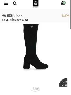 Boots - Säljer mina jättesnygga svarta boots från Dasia💗köptes för 1700 kr på Scorett och har inga skador eller märken⭐️säljer då jag fått ett par andra boots i julklapp💕klackhöjden är 6 cm