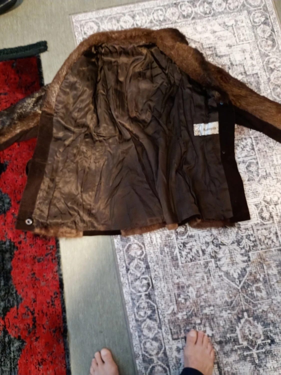 Brun pälsjacka med bälte - 2