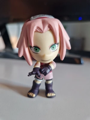 Sakura Haruno Figur - Säljer denna Sakura Haruno figur från Funko Pop Mystery Box eftersom det var en dublett. Jättefin kvalitet.