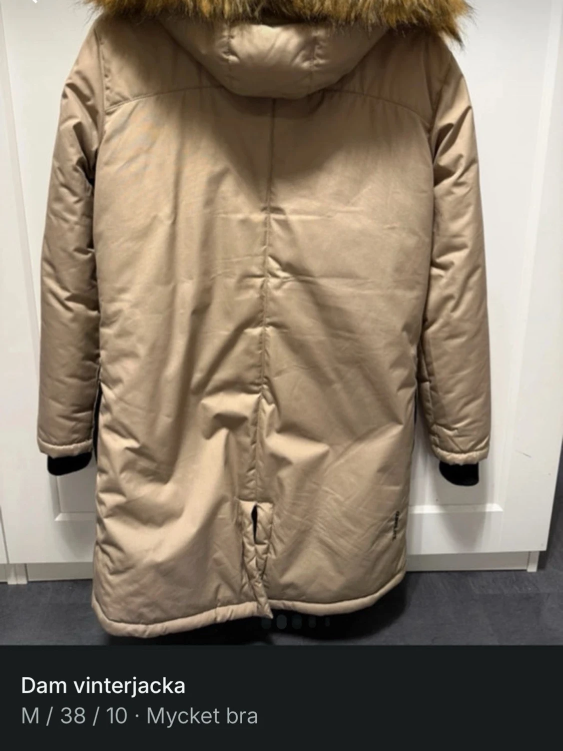 Beige vinterparkas från Trionarth - 1