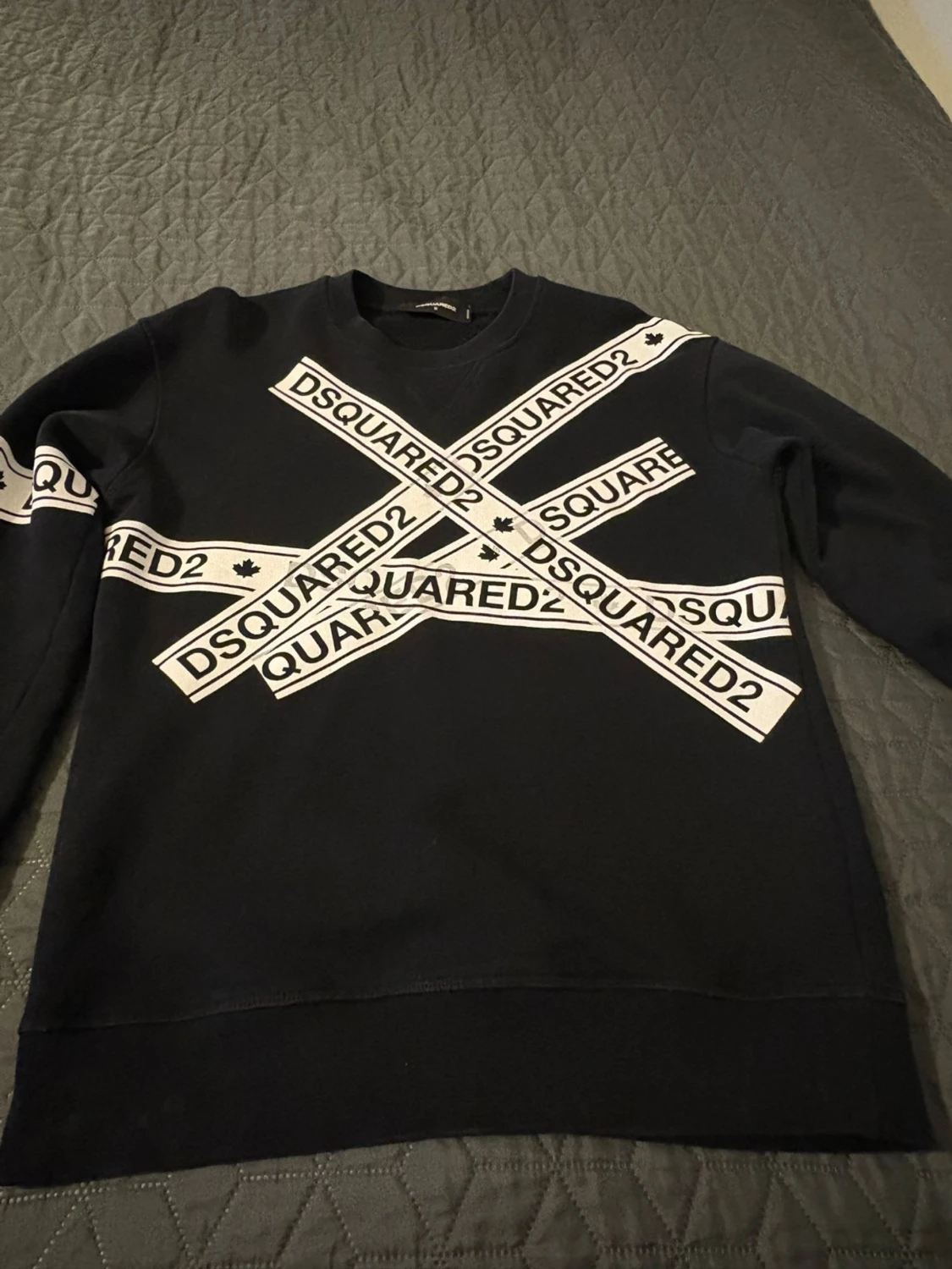 DSQUARED2 tröja 