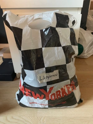 Klädpaket långärmade - Blandade storlekar mellan xxs-m. (Tror jag)