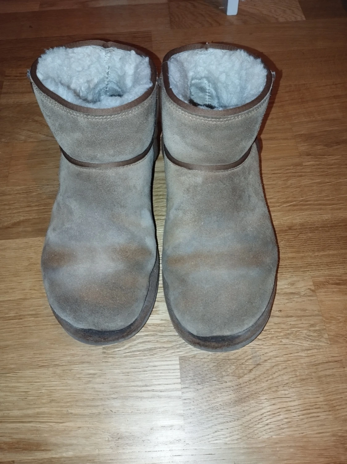 UGG Classic bruna boots i mocka