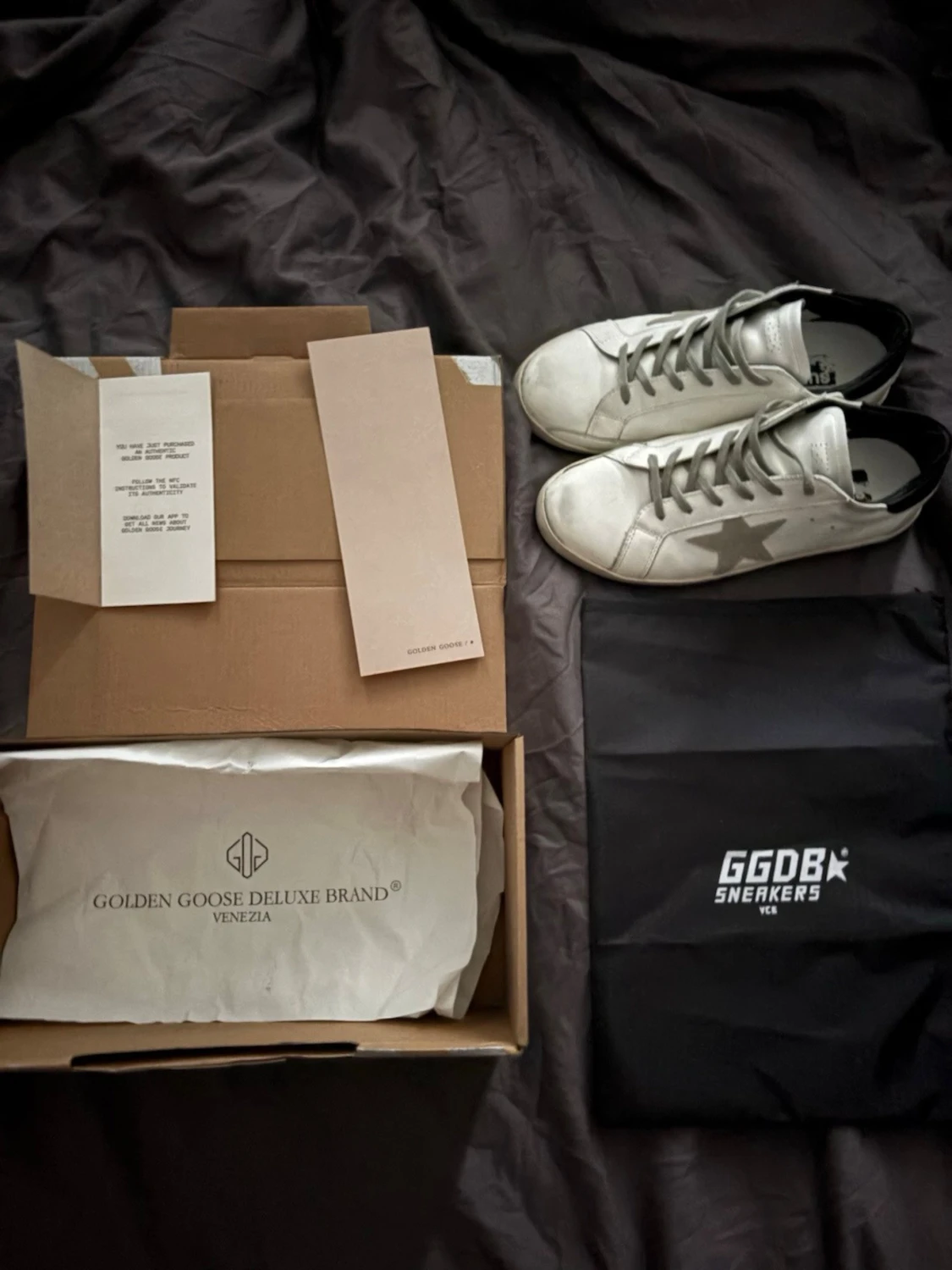 Golden Goose vita sneakers med stjärna - 1