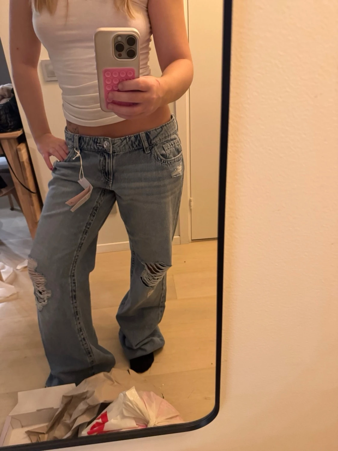 lågmisjade jeans  - 3