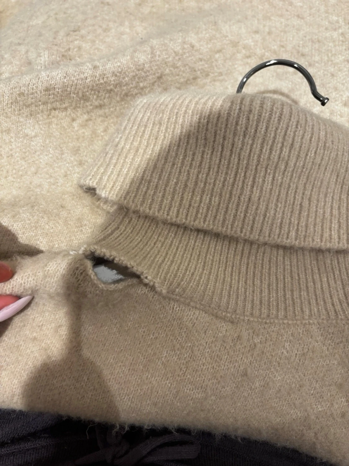 Stickad Begie polotröja  - 3