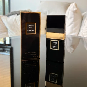 Chanel Coco Noir EdP 35ml - Fått i present men säljer då den inte passade på mig tyvärr. Sprayat 1-3 ggr.