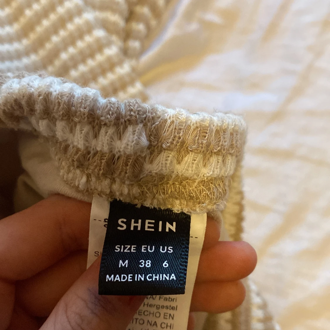 Randiga stickade byxor från SHEIN - 3