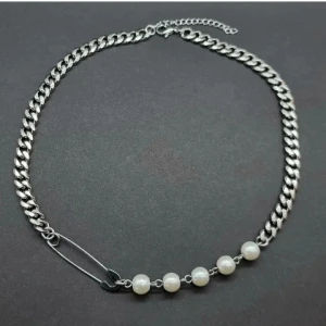 Handgjort halsband  - Rostfritt stål 🌸Längd-40cm +5