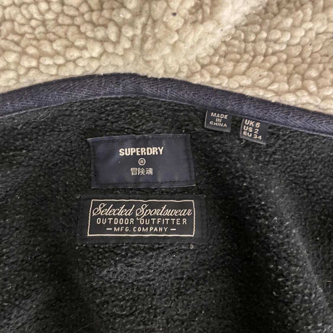 Svart Superdry hoodie med teddyfoder - 3