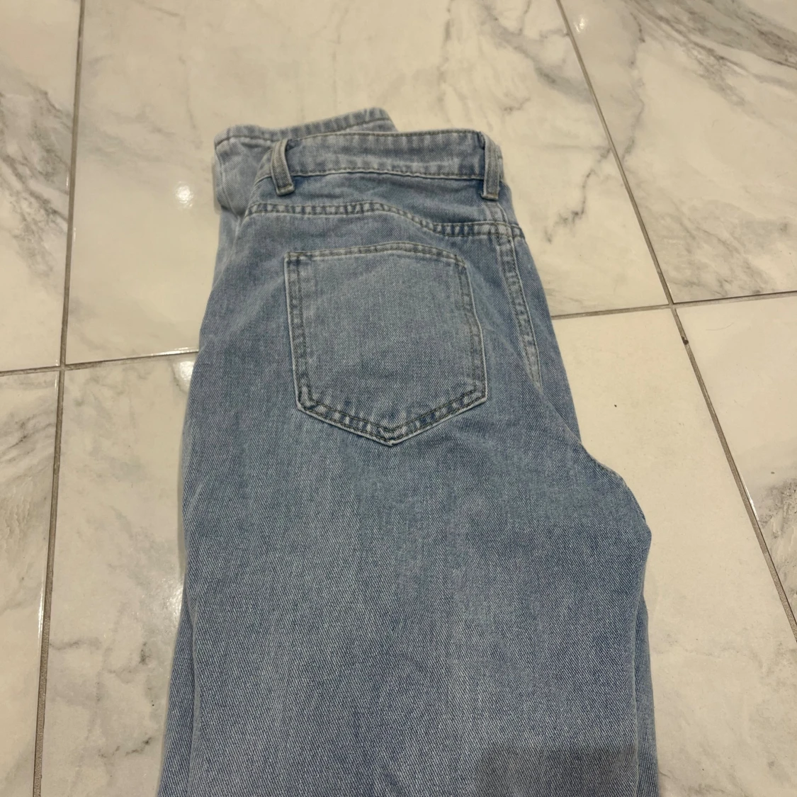 Ljusblå raka jeans med hög midja - 3