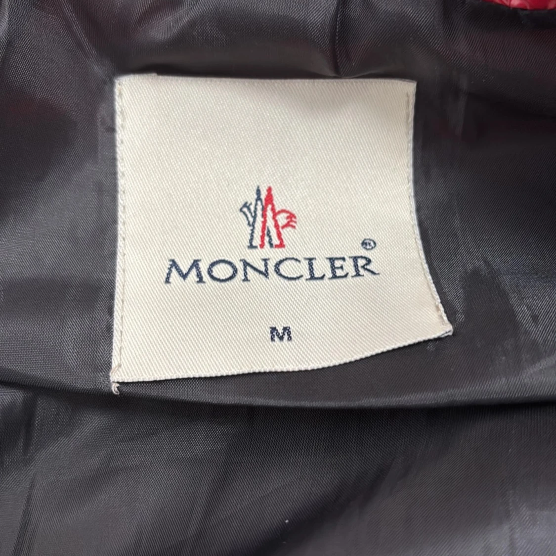 Röd dunväst från Moncler M - 2