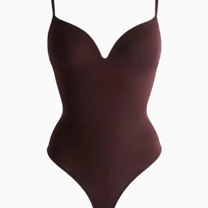 H&M body - Säljer denna populära H&M bodyn som är helt ny och är endast testad. Pris går att diskutera!!💕