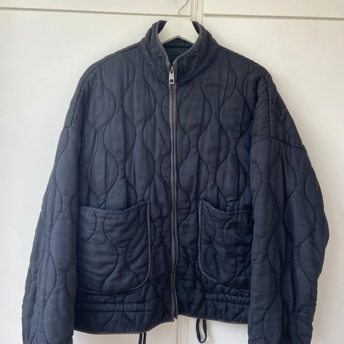 Svart quiltad jacka ZARA - 1