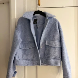 Primark jacka - Blå kort kappa
